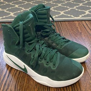 Women’s Nike Basketball Shoes